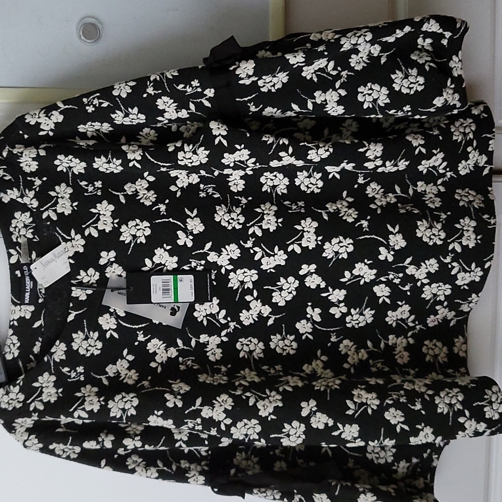 KALE LAGERFELD Elegant top with comfort
